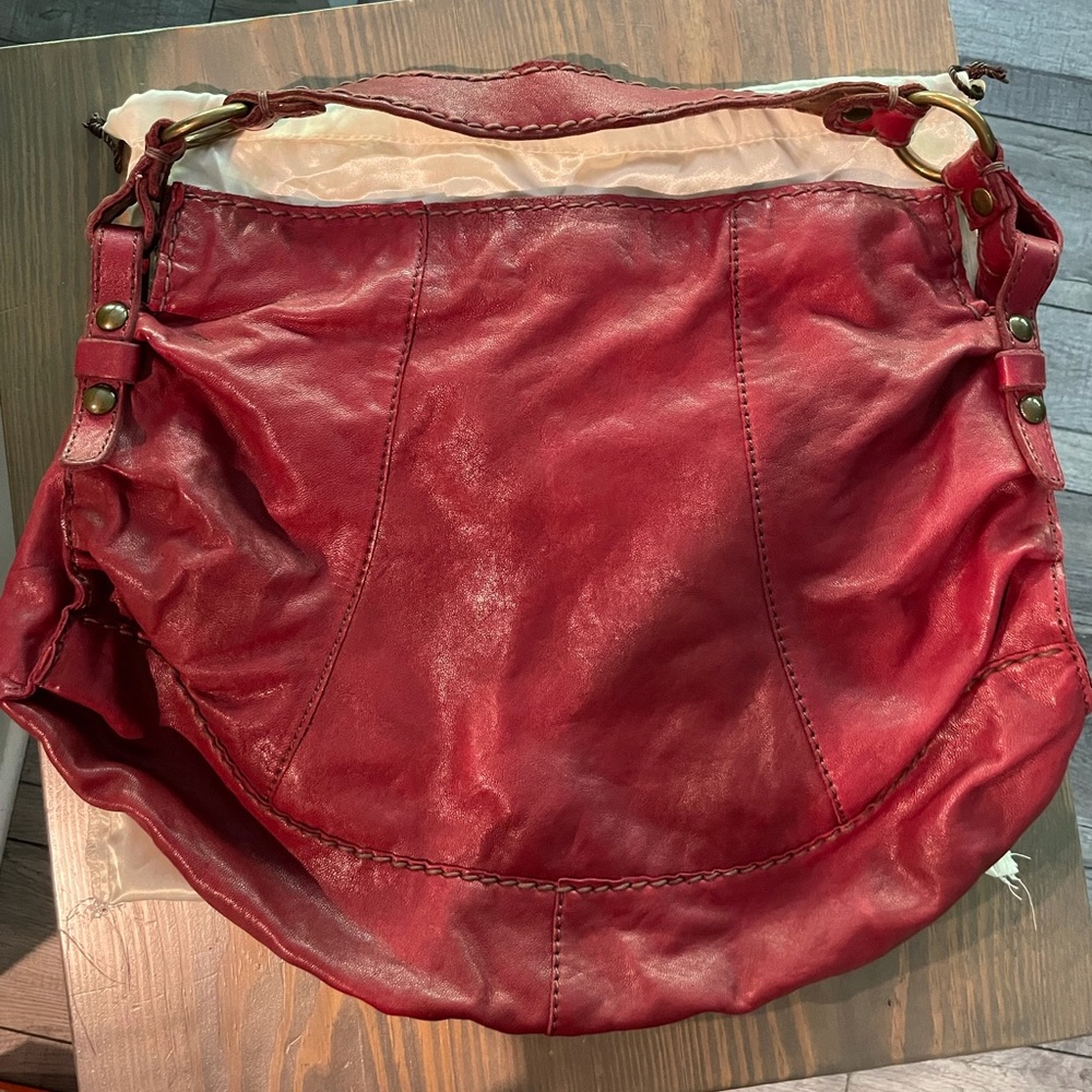 Beautiful like new Italian leather Lucky Brand bag